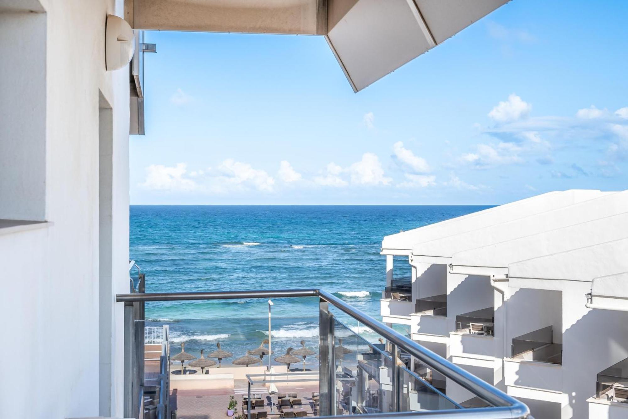 Double or Twin Room Side Sea View