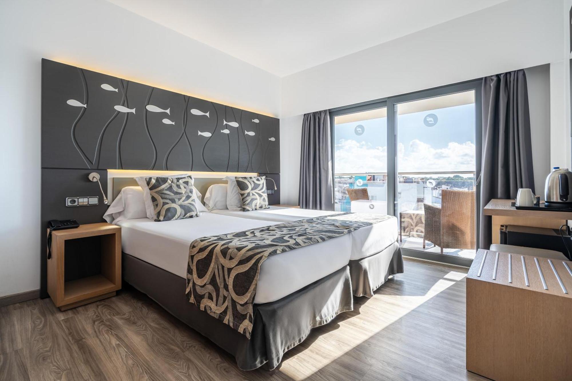 Double or Twin Room Street View